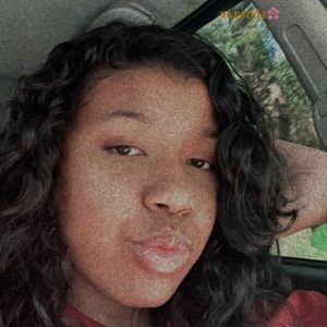 Meet your Posher, Miranda